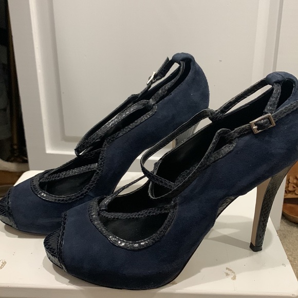 White House Black Market Shoes - WHBM - High heels Royal Blue